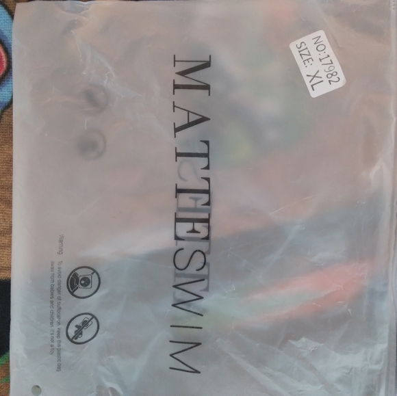 NEW MATTESWIM ONE PIECE SWIMSUIT - Picture 4 of 5